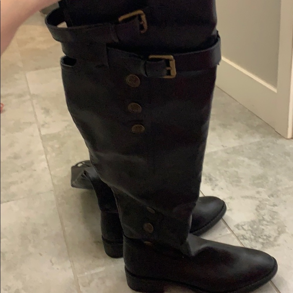 Like new over knee boot 👢